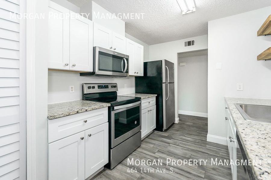 464 14th Ave S - Photo 3 of 19