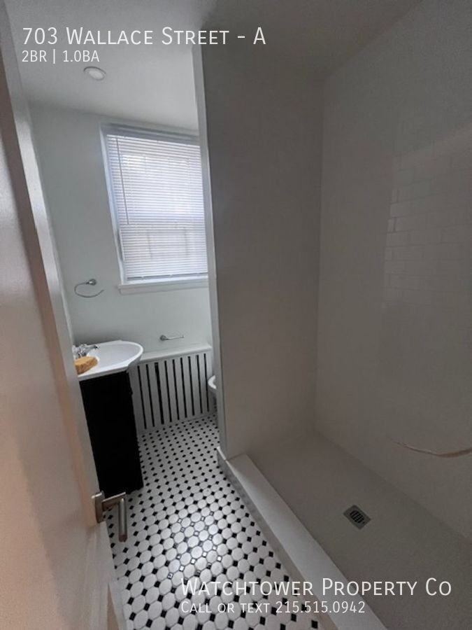 703 Wallace Street #A - Photo 3 of 21