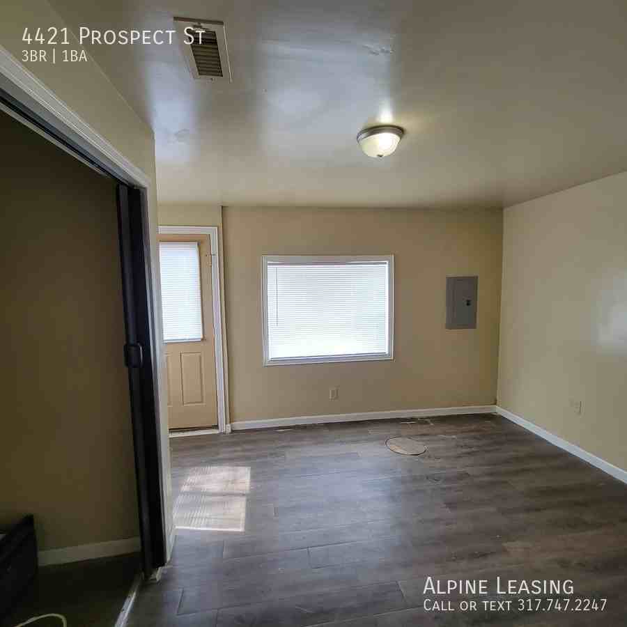 4421 Prospect St - Photo 7 of 7