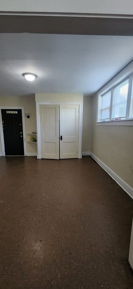 4402 Magoun Ave #BE - Photo 5 of 7