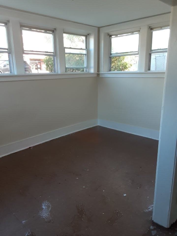 4402 Magoun Ave #BE - Photo 6 of 7