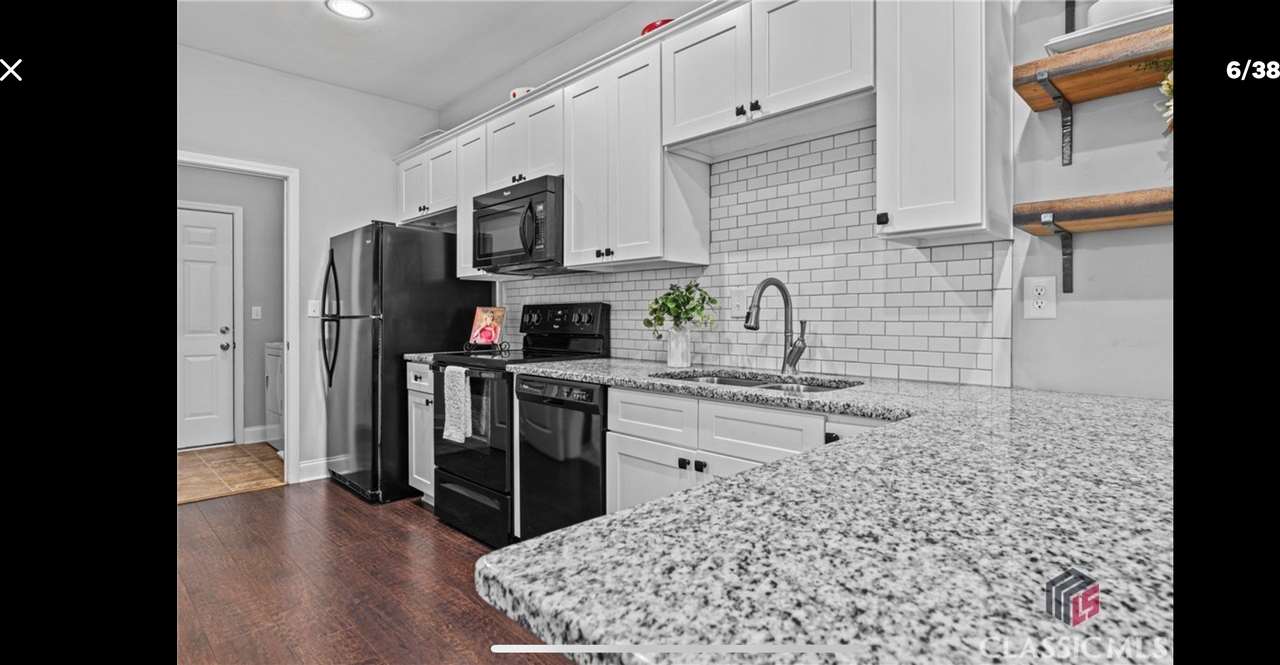 1030 Binghampton Cir - Photo 2 of 14