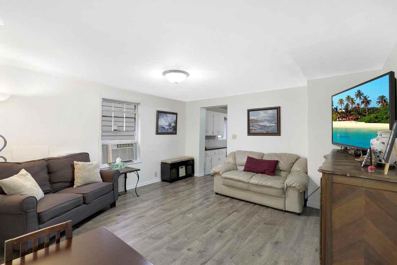 451 Taylor St Ne #NA - Photo 2 of 15