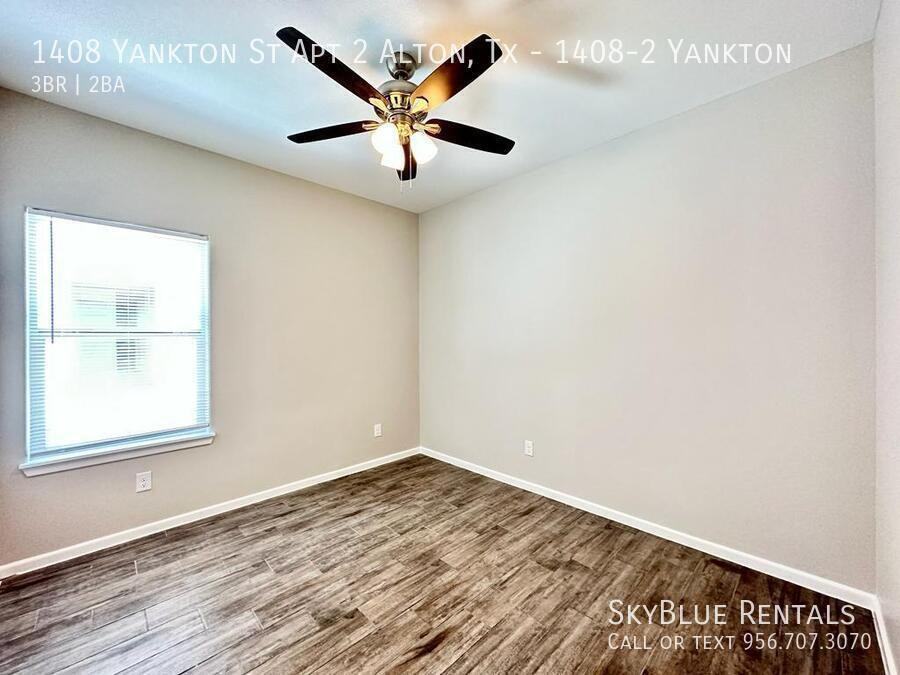 1408 S Yankton St Apt 2 - Photo 7 of 10