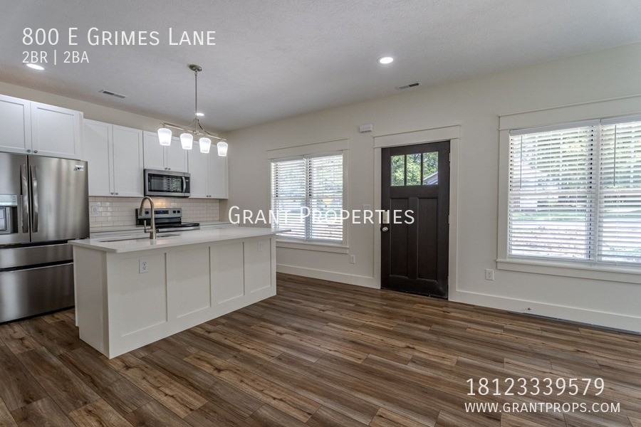 800 E Grimes Ln #1 - Photo 4 of 27