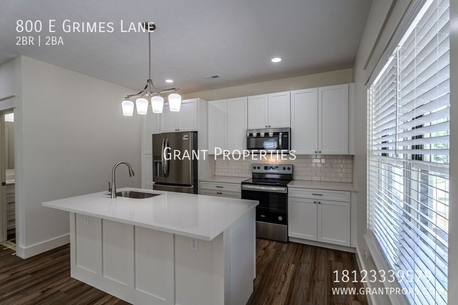 800 E Grimes Ln #1 - Photo 5 of 27