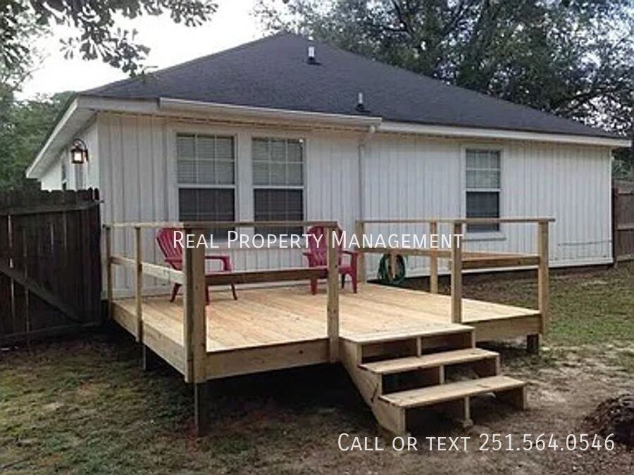 1296 Forest Ridge Rd E - Photo 2 of 3