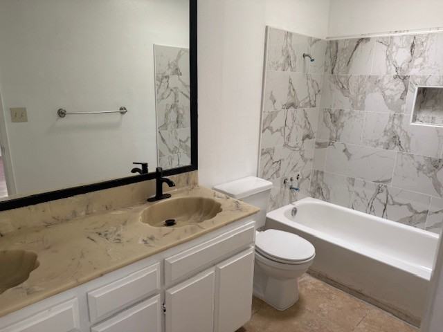 13959 Victory Boulevard - Photo 7 of 16