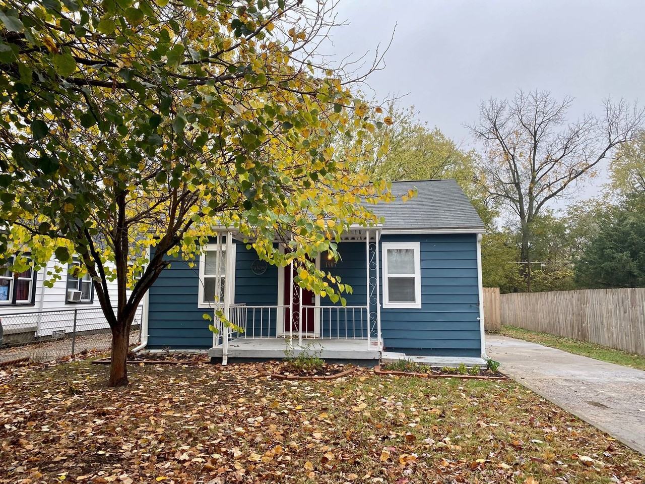 1907 N 27th St - Photo 2 of 23