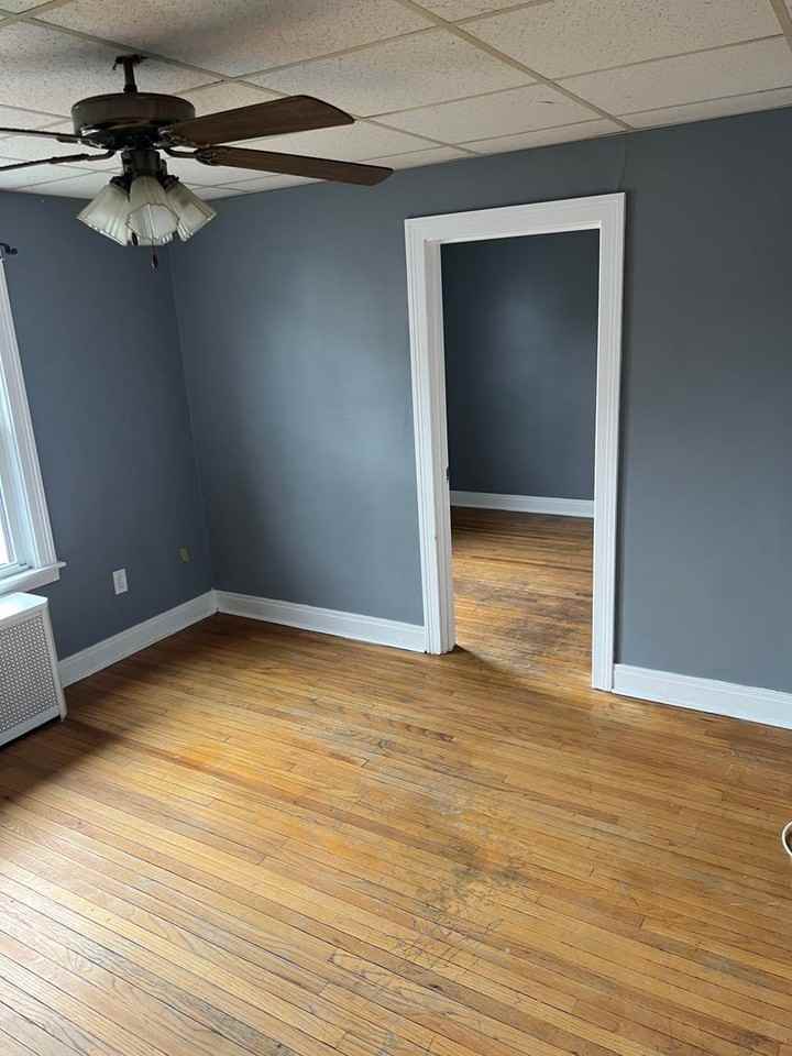 147 Roswell Avenue - Photo 2 of 12