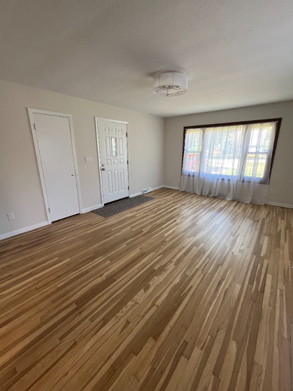 33273 Electric Blvd - Photo 2 of 16