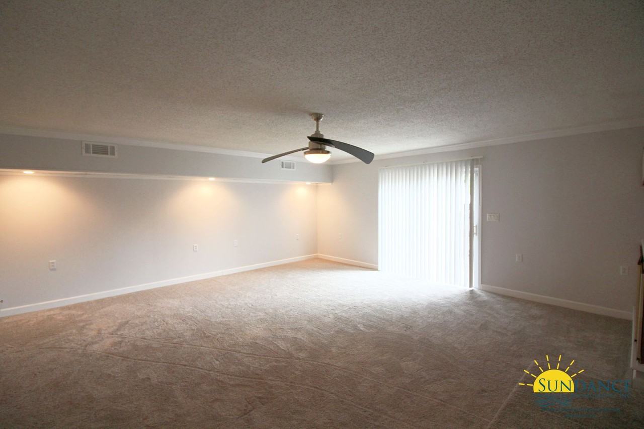 708 Revere Ave - Photo 4 of 21