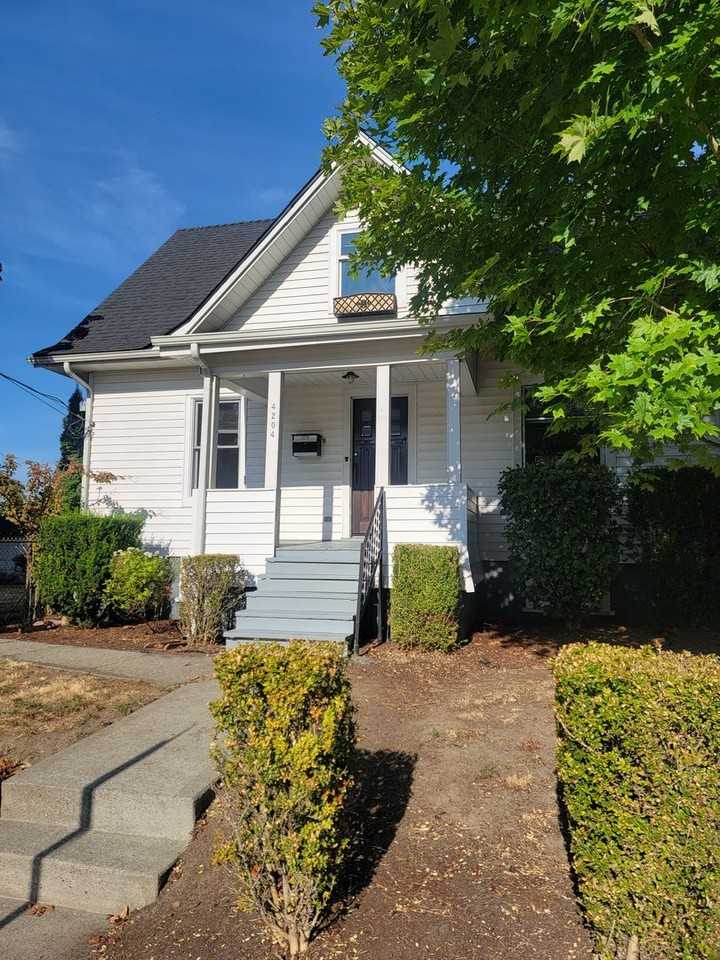 4204 S Alaska St - Photo 2 of 23
