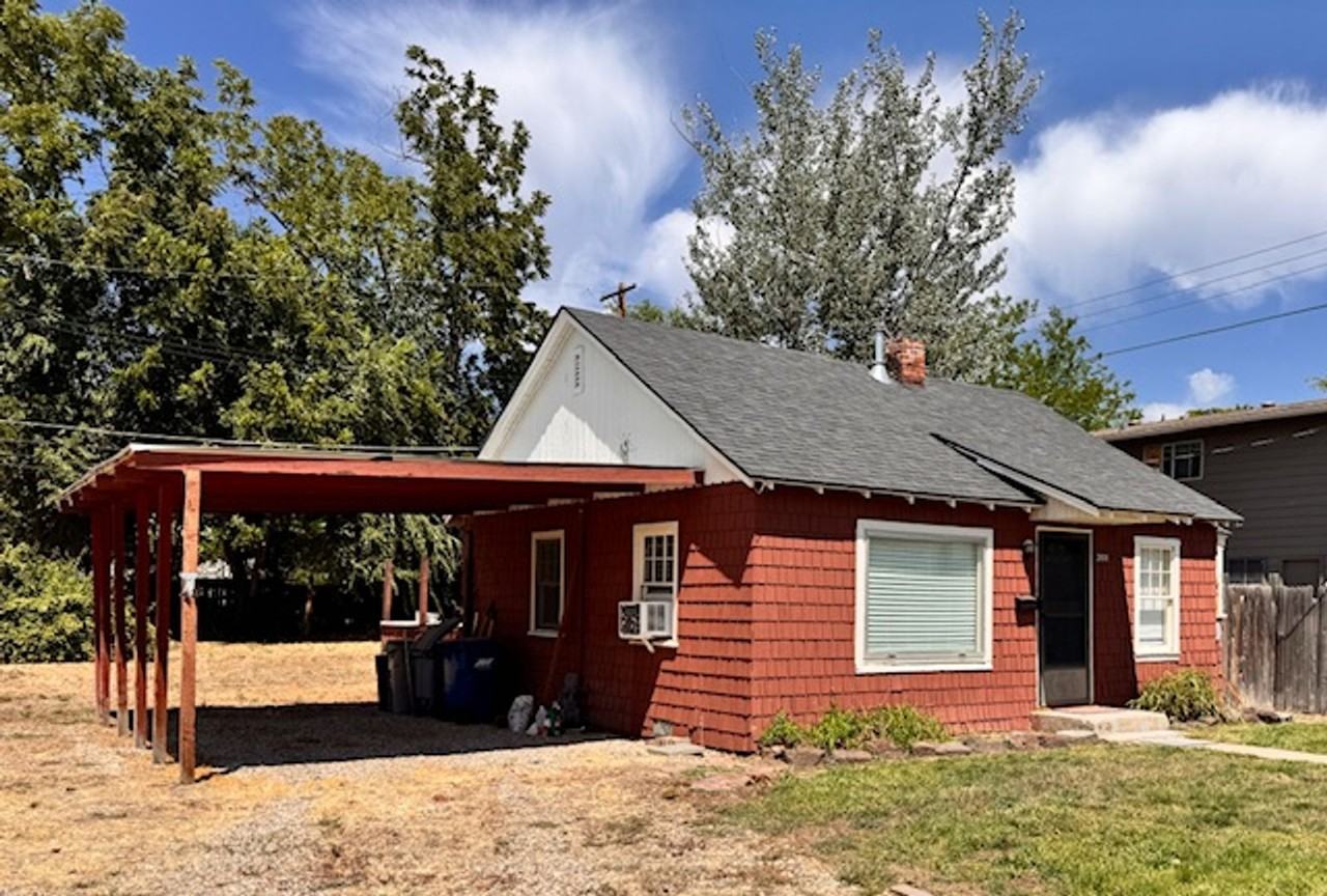 2808 W Woodlawn Ave - Photo 2 of 11