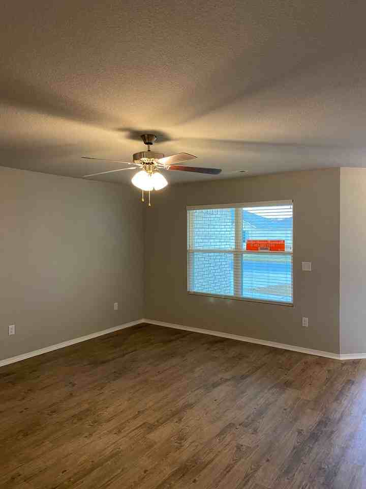 1720 Ryder St - Photo 6 of 21