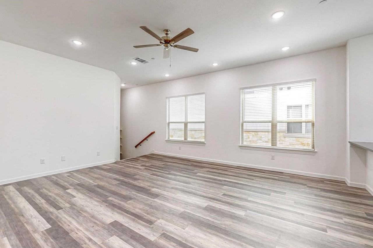 336 Buck Ridge Dr - Photo 7 of 27