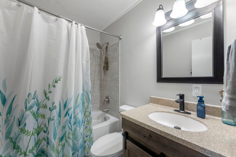 14 Holden Road - Photo 6 of 12