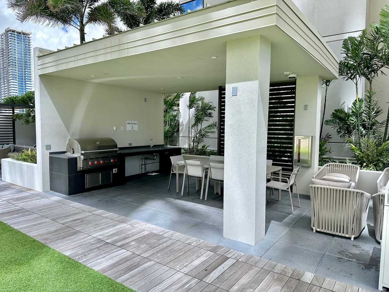 1388 Kapiolani Blvd #3310 - Photo 3 of 17