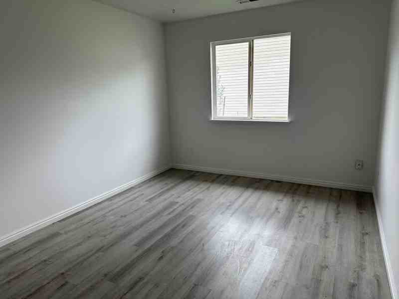 3127 Wn - Photo 3 of 15