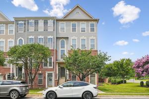 featured image of 15503 John Diskin Cir