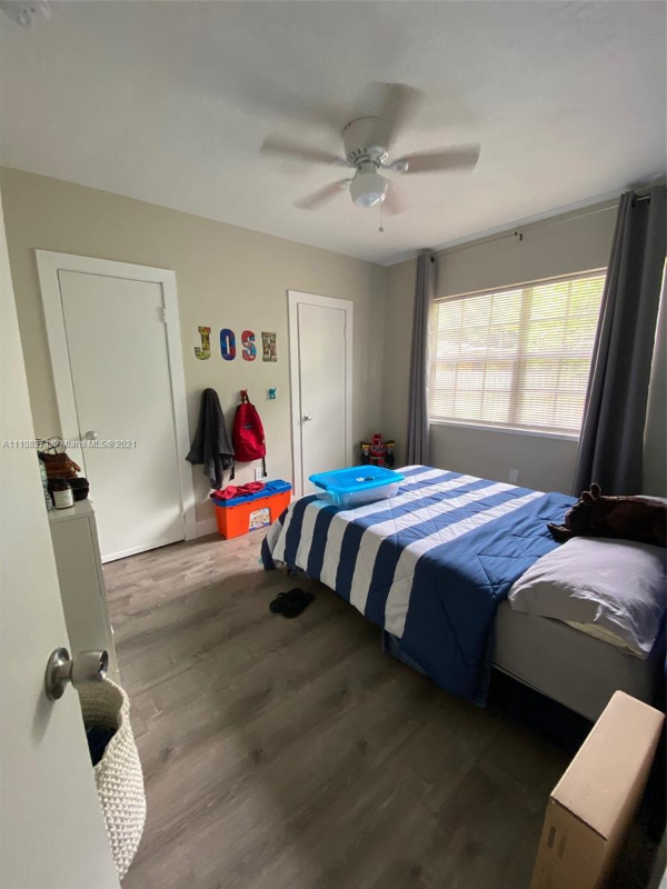 12100 Ne 5th Ave - Photo 4 of 9