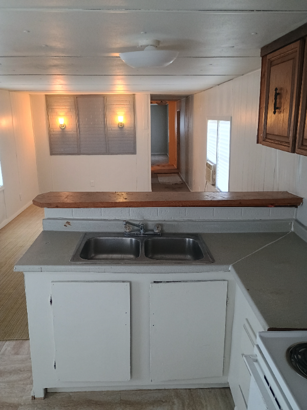 129 Se Camelot Loop - Photo 2 of 11