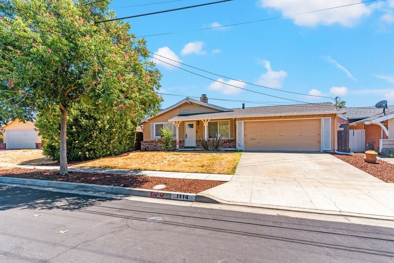 1114 Citron Way - Photo 2 of 34