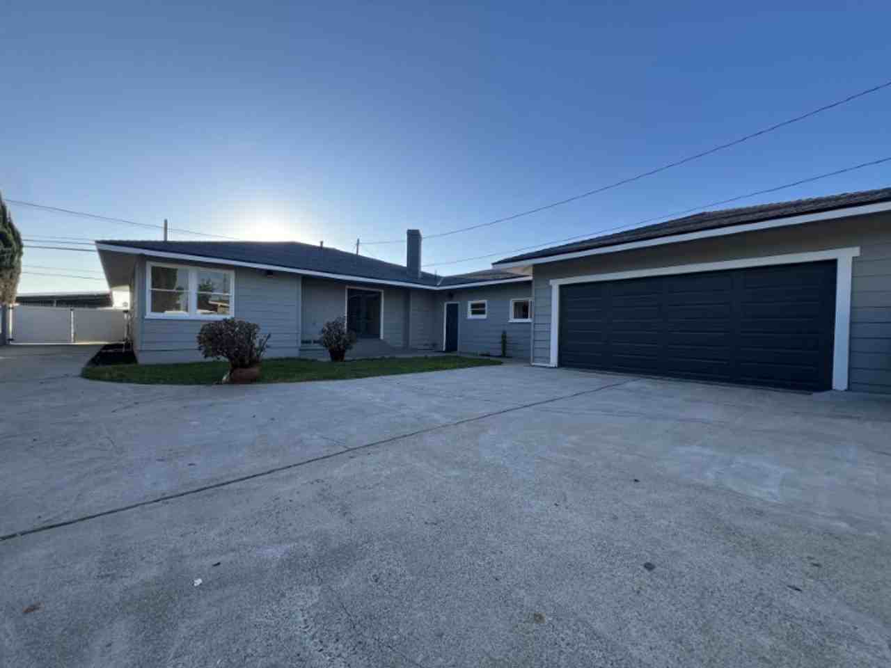 8392 Walker St - Photo 2 of 37