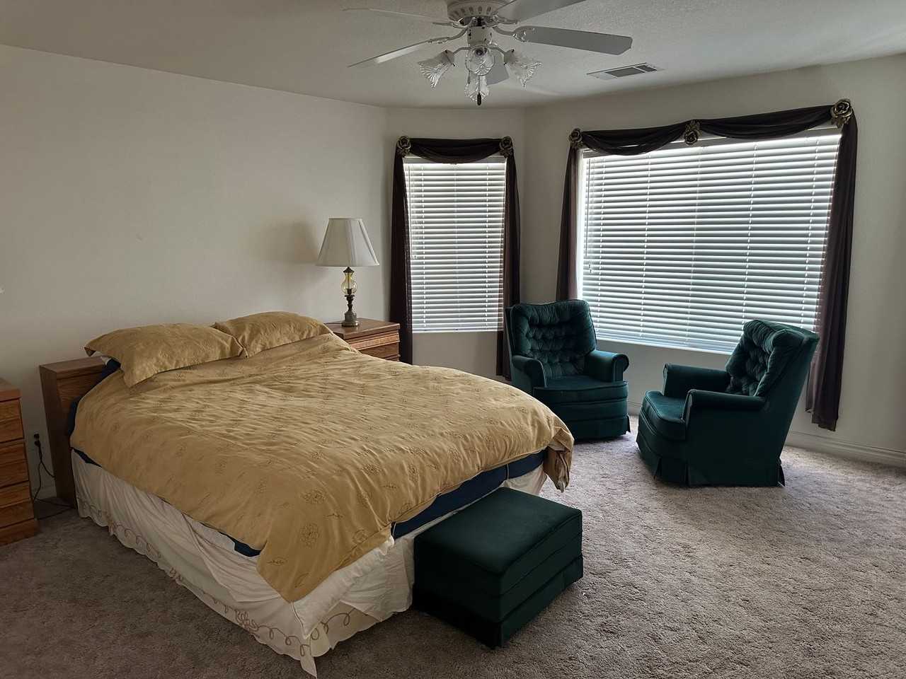 14767 Greenbriar Dr - Photo 3 of 17