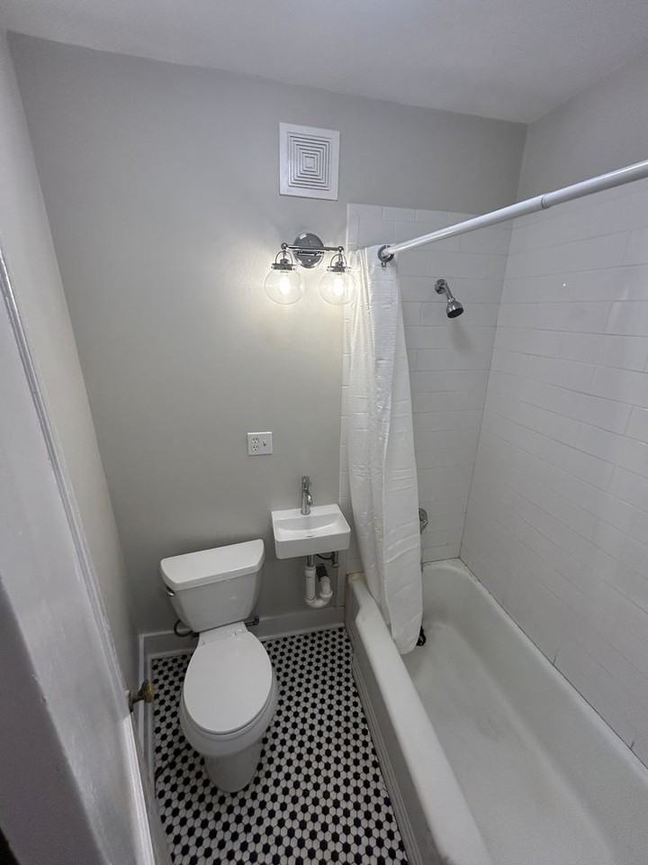 20 Chiswick Road - Photo 4 of 13