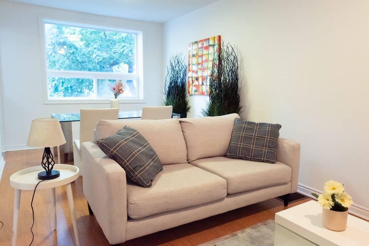 14 Grange Avenue - Photo 3 of 10