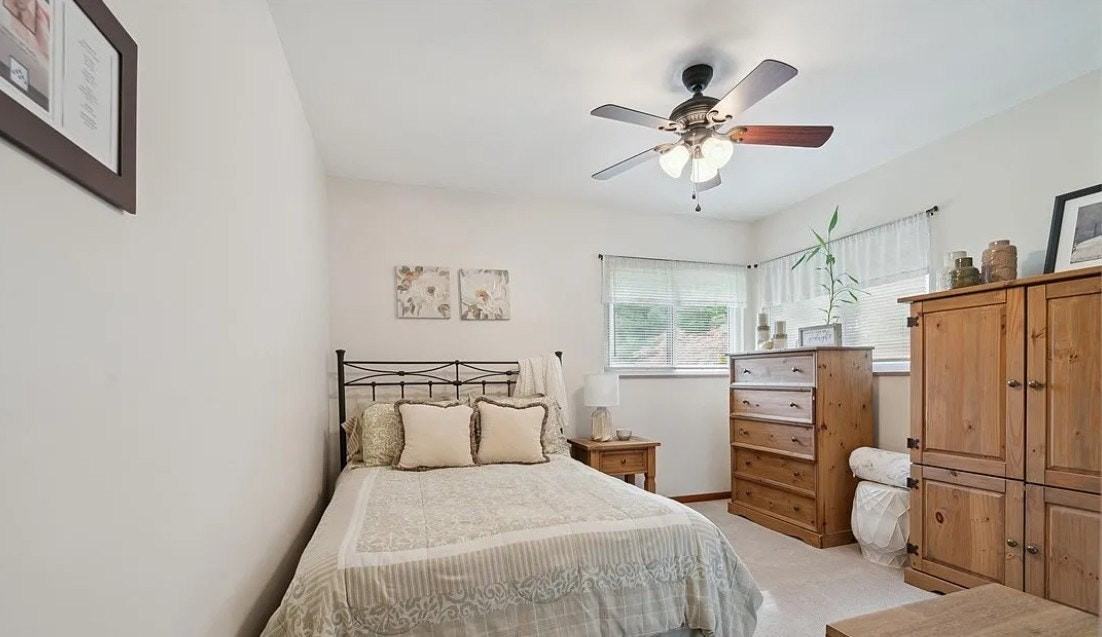 2340 Green Valley Dr - Photo 2 of 6