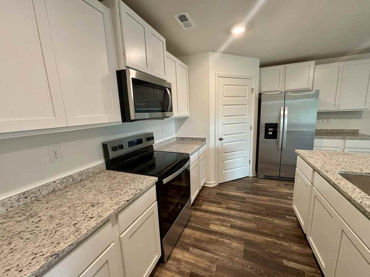 505 Saddlewood Bend - Photo 6 of 31