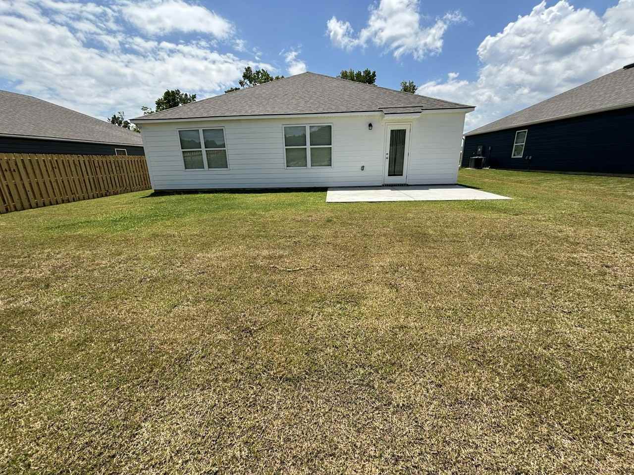 235 Pine Ridge Drive - Photo 2 of 27