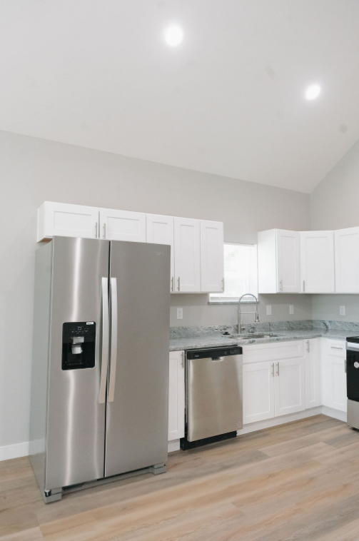 1722 Ingram Street - Photo 4 of 22