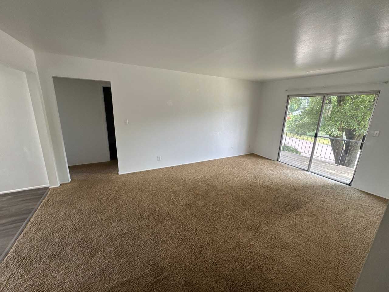 1001 South State Fair Boulevard - Photo 3 of 7