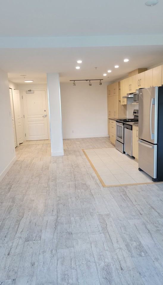 9298 University Cres - Photo 2 of 10