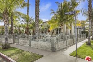 featured image of 4356 Kingswell Ave