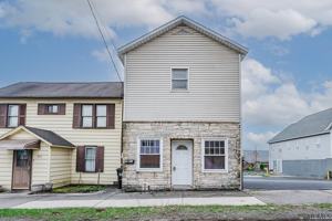 featured image of 983A 2nd St