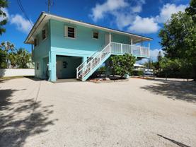 695 N Lake Dr - Photo 1 of 1