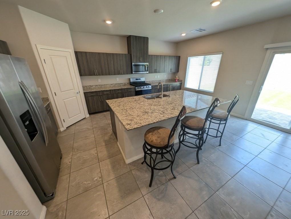 3752 Andorian Ave - Photo 6 of 34