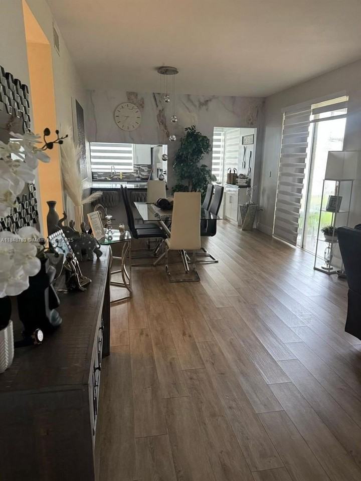 14621 Balgowan Rd #105-3 - Photo 7 of 21