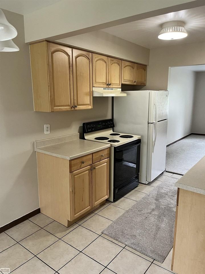 54100 Buccaneers Bay - Photo 5 of 11