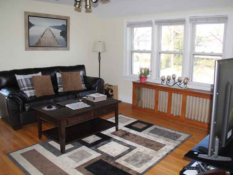62 Penataquit Pl 2 - Photo 3 of 17