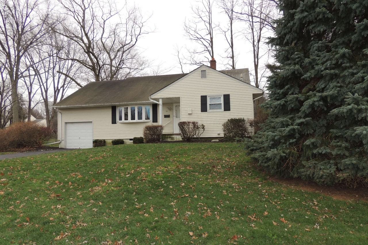 12 Mayfair Rd - Photo 2 of 21