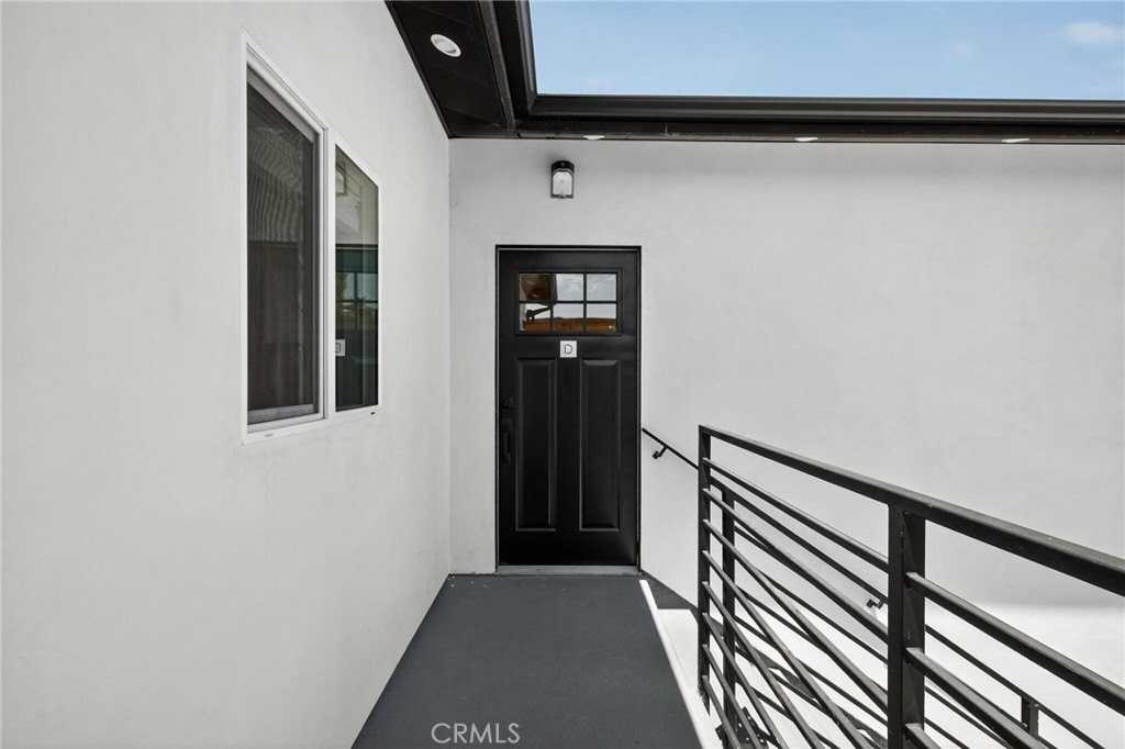 14734 Gilmore St #D - Photo 3 of 14