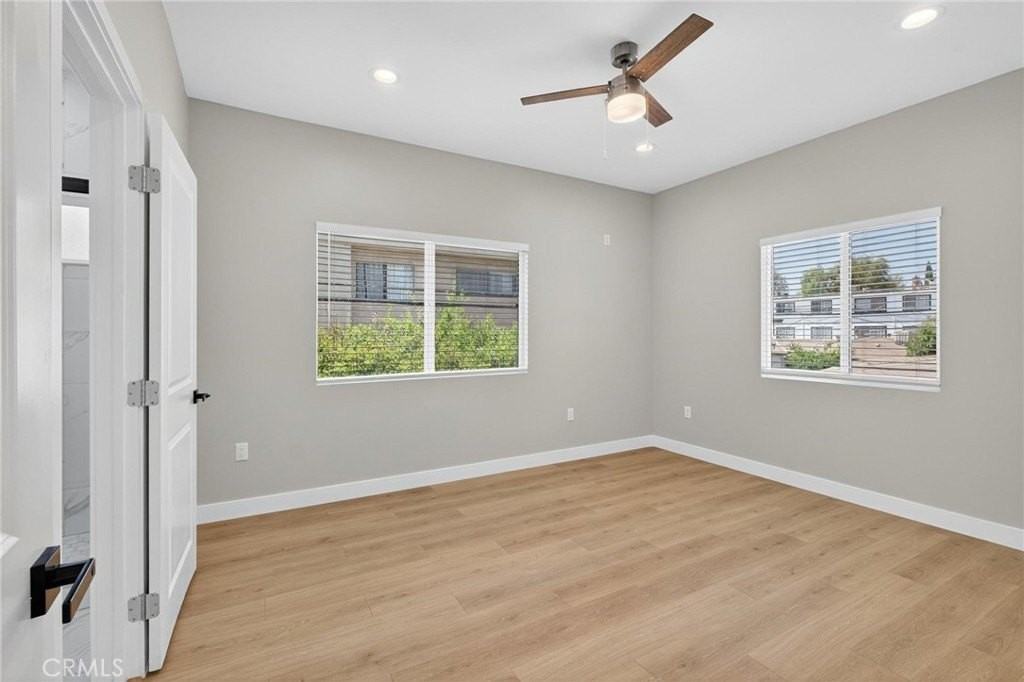 14734 Gilmore St #D - Photo 6 of 14