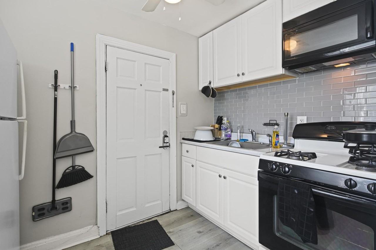 Fairfax Rd - Photo 2 of 6