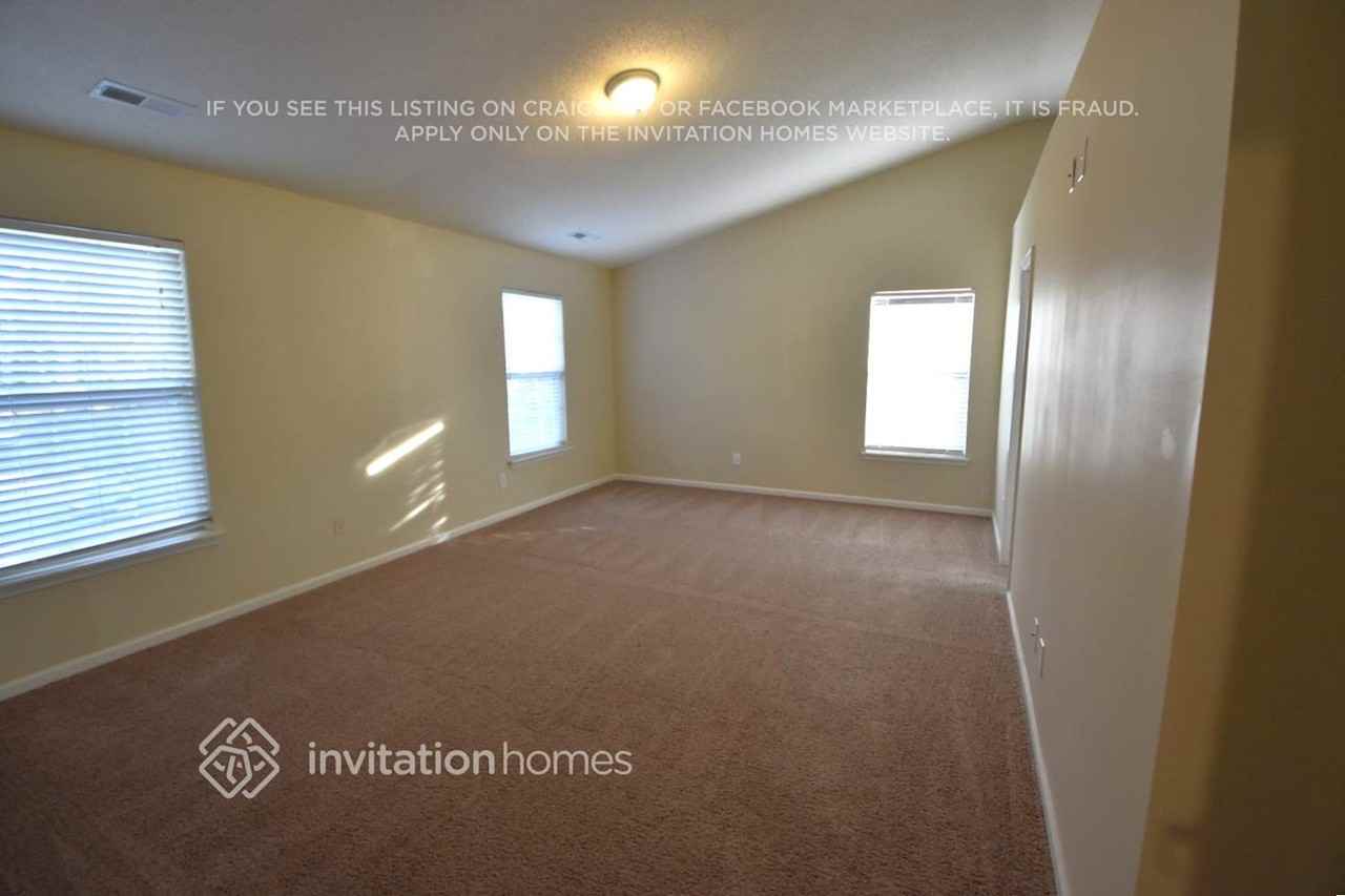4809 Brownes Ferry Rd - Photo 5 of 9