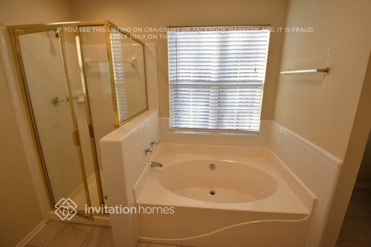 4809 Brownes Ferry Rd - Photo 7 of 9